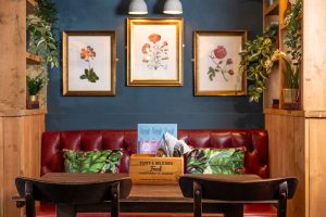 King William pub dining area